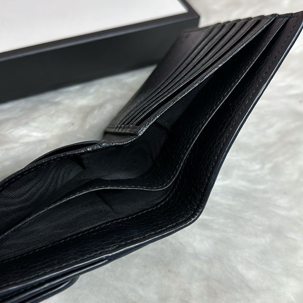 💯Authentic Gucci Compact Leather Wallet🍀 - Picture 11 of 11
